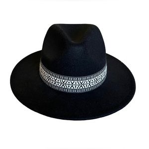 NWT Black and White Flat Brim Boho Pattern Felt Fedora Hat